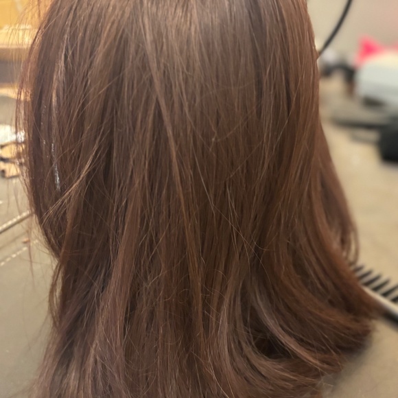 TressAllure Picture Perfect wig 33R - Picture 3 of 5